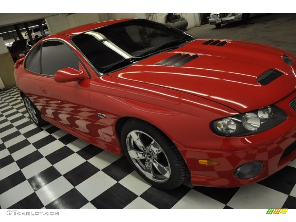 2004 GTO Coupe - Torrid Red / Black photo #6