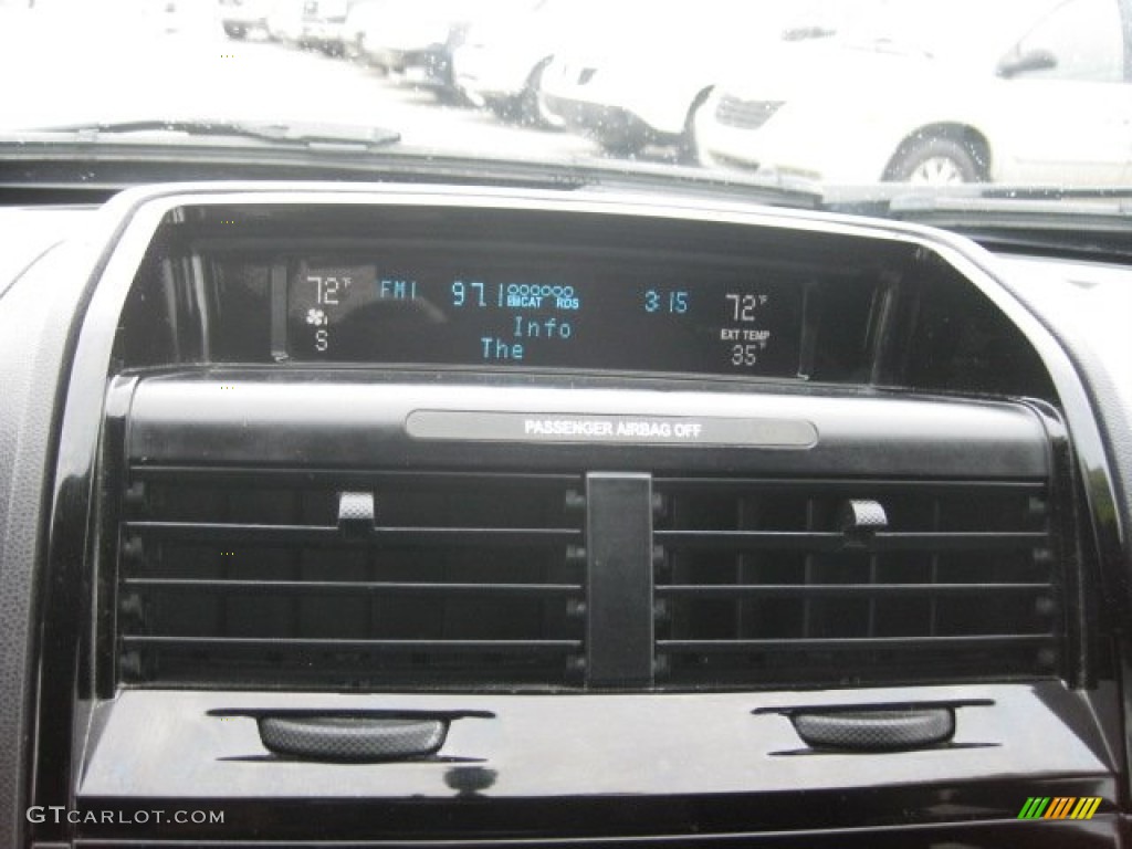 2009 Escape Limited V6 4WD - Black / Charcoal photo #27