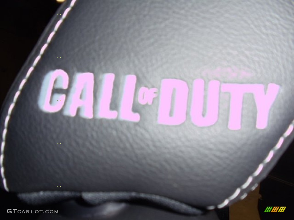 2012 Wrangler Call of Duty: MW3 Edition 4x4 - Black / Call of Duty: Black Sedosa/Silver French-Accent photo #19