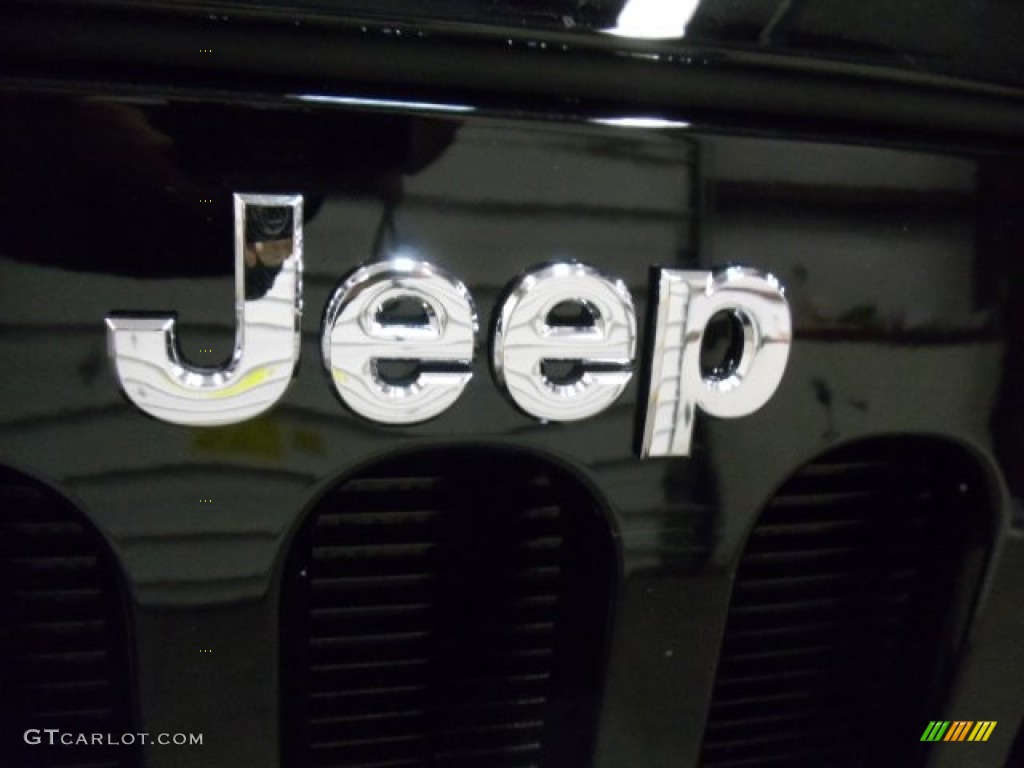 2012 Jeep Wrangler Call of Duty: MW3 Edition 4x4 Marks and Logos Photo #60198163