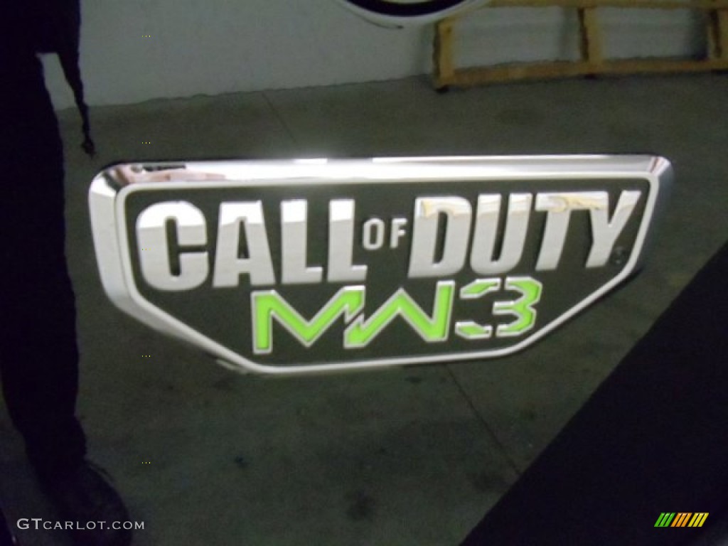 2012 Wrangler Call of Duty: MW3 Edition 4x4 - Black / Call of Duty: Black Sedosa/Silver French-Accent photo #34