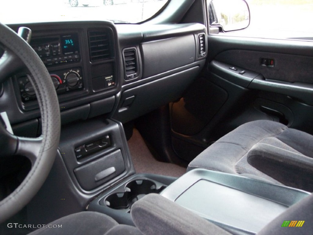 2001 Silverado 1500 LS Extended Cab 4x4 - Onyx Black / Graphite photo #30