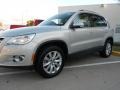 2009 White Gold Metallic Volkswagen Tiguan SE  photo #3