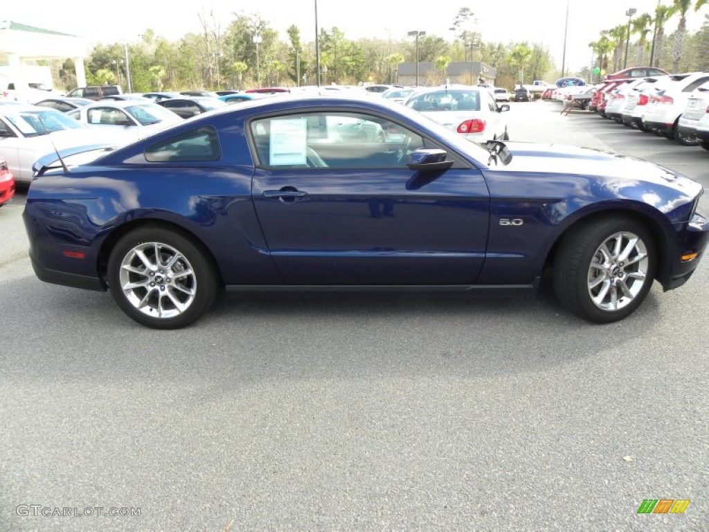 2011 Mustang GT Premium Coupe - Kona Blue Metallic / Charcoal Black/Cashmere photo #9