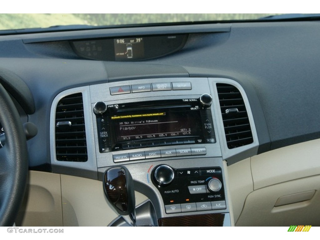 2012 Toyota Venza LE AWD Controls Photo #60206242