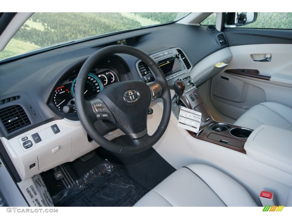 Light Gray Interior 2012 Toyota Venza XLE AWD Photo #60206311