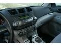 Classic Silver Metallic - Highlander V6 4WD Photo No. 6