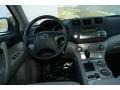 Classic Silver Metallic - Highlander V6 4WD Photo No. 12
