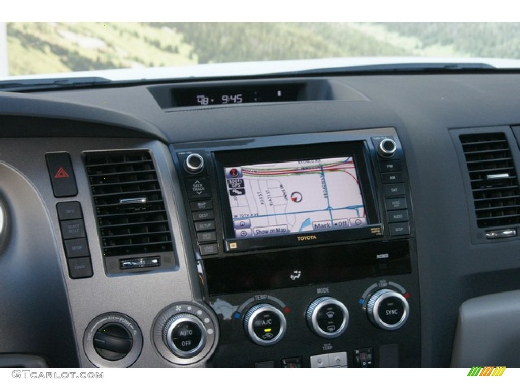 2012 Toyota Sequoia Platinum 4WD Navigation Photo #60208012