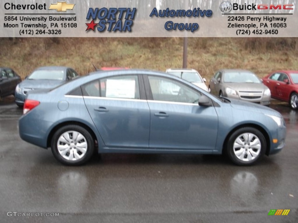 Blue Granite Metallic Chevrolet Cruze