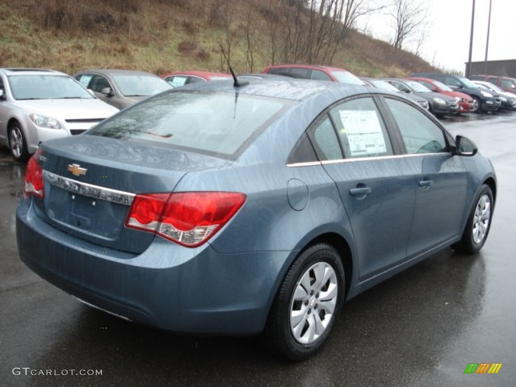 2012 Cruze LS - Blue Granite Metallic / Jet Black/Medium Titanium photo #8