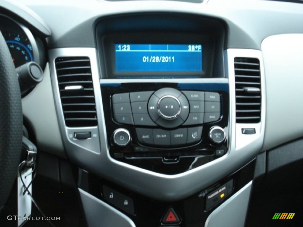 2012 Cruze LS - Blue Granite Metallic / Jet Black/Medium Titanium photo #17