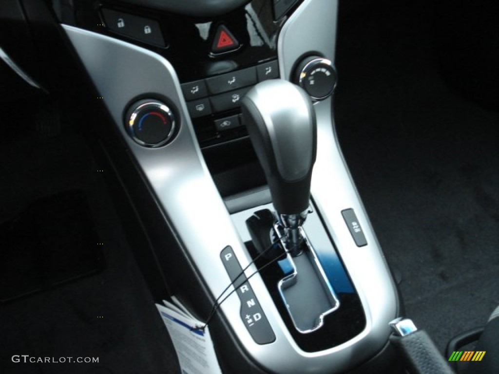 2012 Cruze LS - Blue Granite Metallic / Jet Black/Medium Titanium photo #18