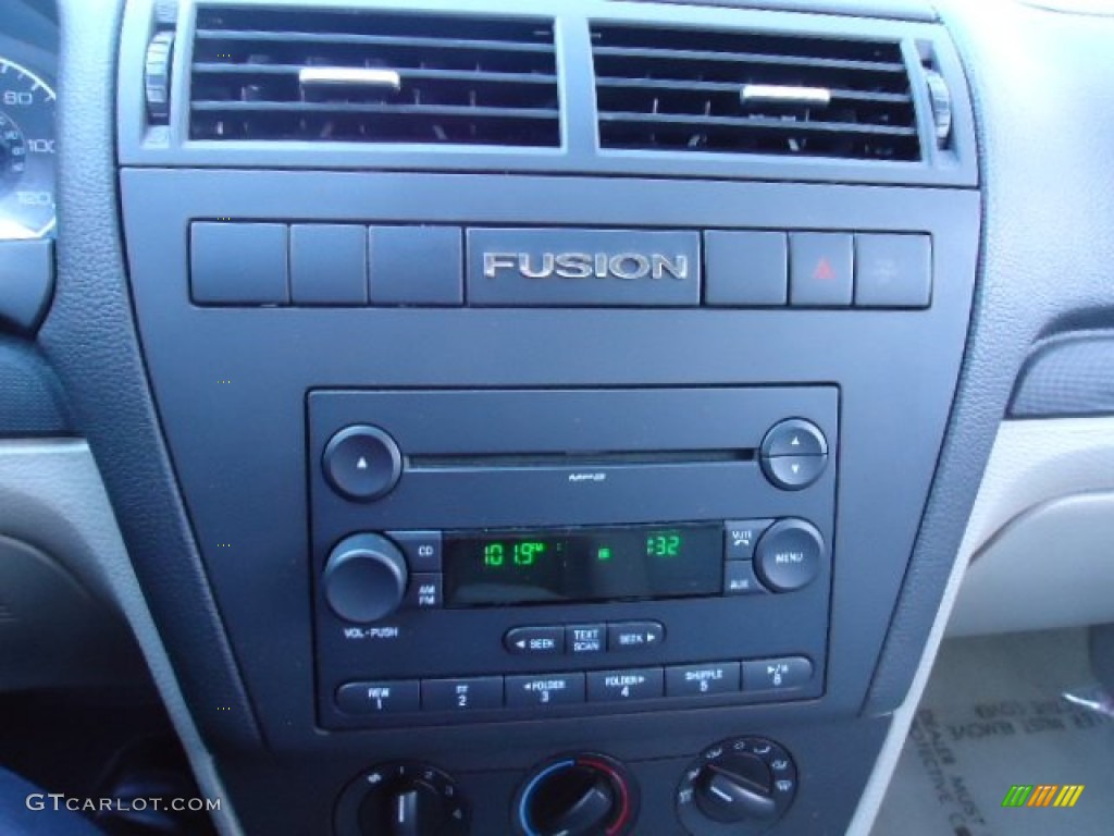 2006 Ford Fusion S Controls Photo #60220045