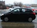 Super Black - Versa 1.8 SL Hatchback Photo No. 5