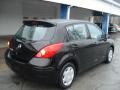 Super Black - Versa 1.8 SL Hatchback Photo No. 8