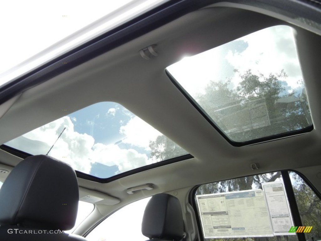 2012 Edge Limited - White Platinum Metallic Tri-Coat / Charcoal Black photo #7