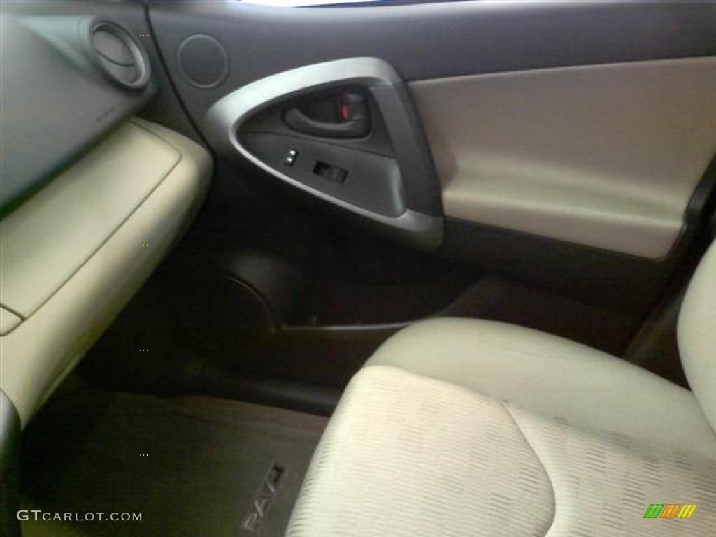 2010 RAV4 I4 - Black Forest Pearl / Sand Beige photo #11