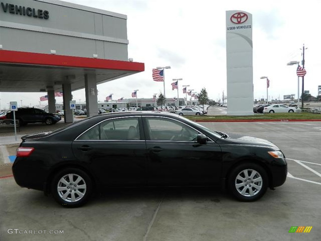 2007 Camry XLE - Black / Bisque photo #2
