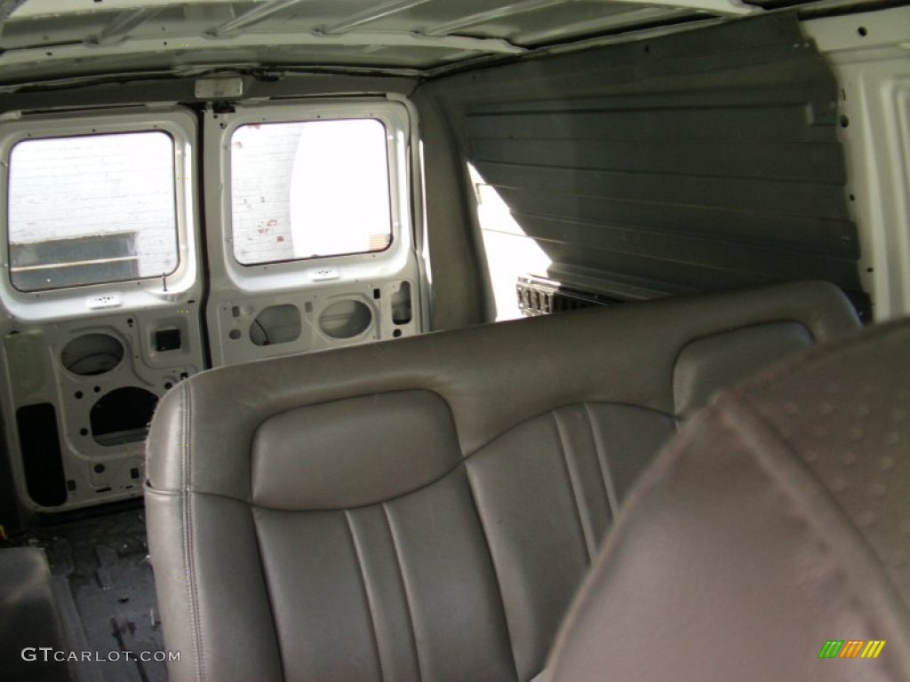 2009 E Series Van E150 Cargo - Oxford White / Medium Flint photo #8