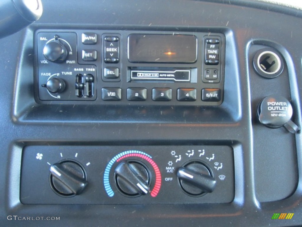 2002 Dodge Ram Van 1500 Passenger Controls Photo #60235720