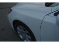 Starfire Pearl White - ES 350 Photo No. 32