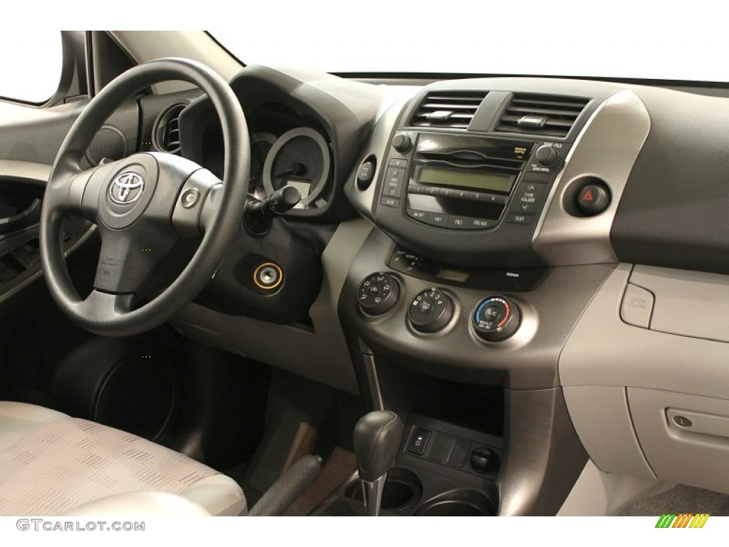 2009 RAV4 4WD - Classic Silver Metallic / Ash Gray photo #12