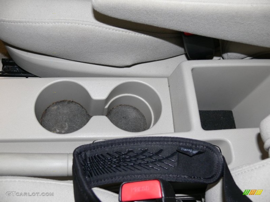 2008 MAZDA5 Sport - Golden Sand / Sand photo #25