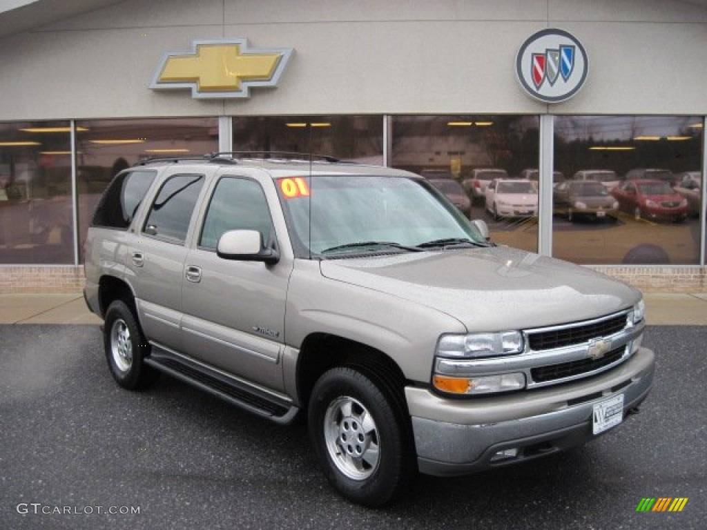 2001 Tahoe LT - Light Pewter Metallic / Tan/Neutral photo #1