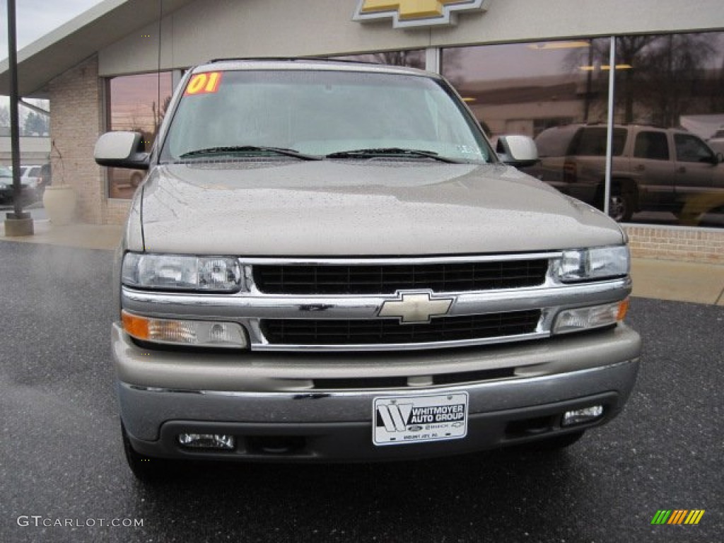 2001 Tahoe LT - Light Pewter Metallic / Tan/Neutral photo #2