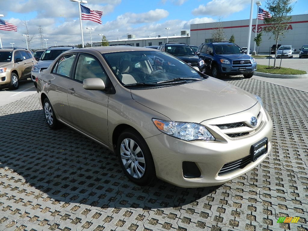 2012 Corolla LE - Sandy Beach Metallic / Bisque photo #3