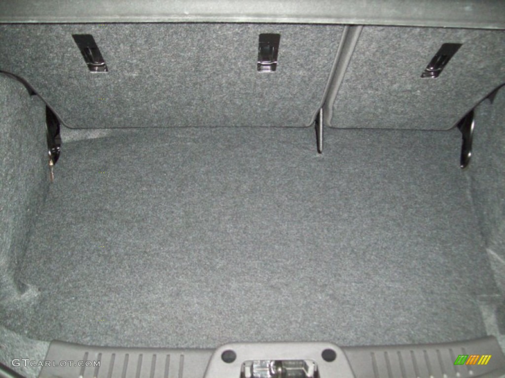 2011 Ford Fiesta SE Hatchback Trunk Photo #60243538