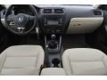Black - Jetta SE Sedan Photo No. 19
