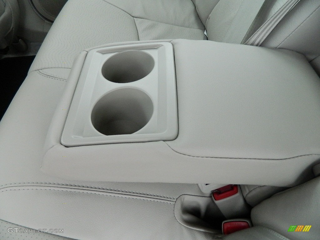 Bisque Interior 2011 Toyota Prius Hybrid II Photo #60244000