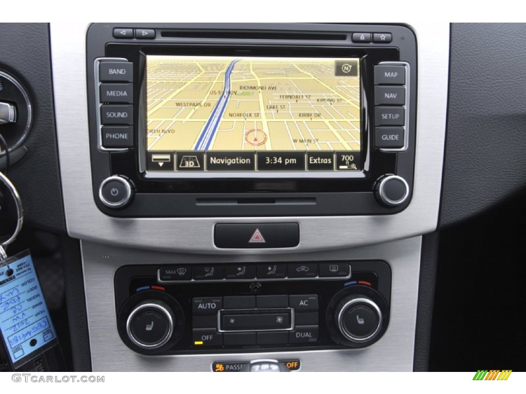 2012 Volkswagen CC Lux Plus Navigation Photos