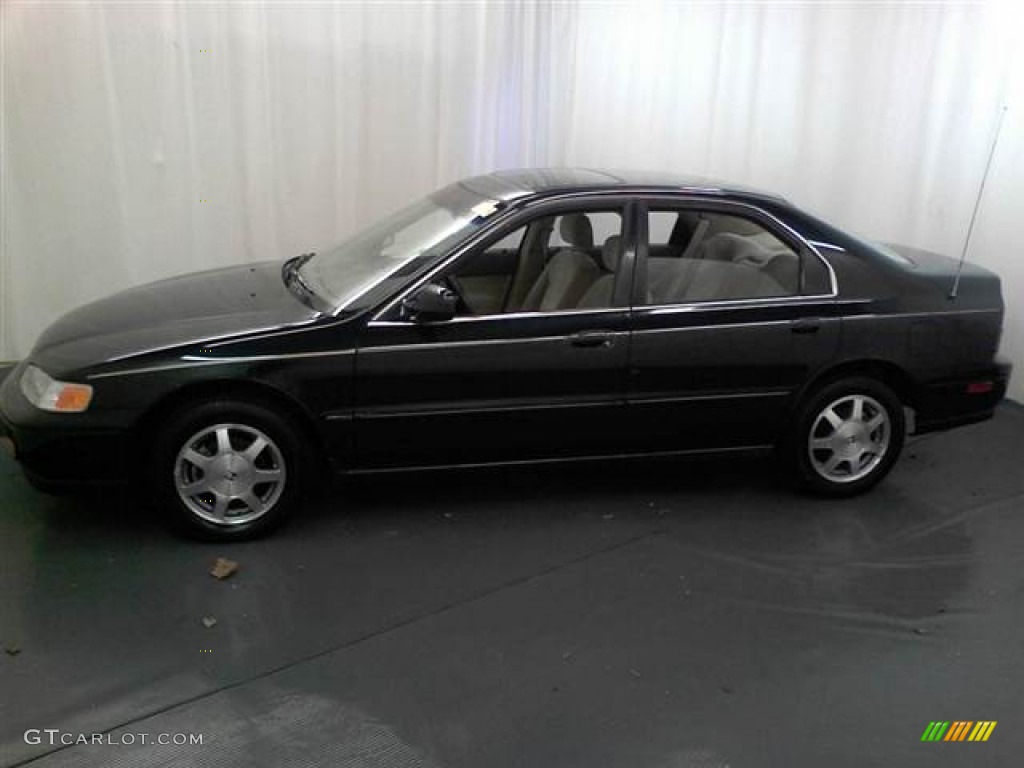 1995 Accord EX Sedan - Sherwood Green Pearl / Beige photo #17