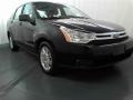 Black - Focus SE Sedan Photo No. 1