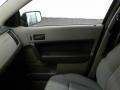 Black - Focus SE Sedan Photo No. 13