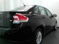 Black - Focus SE Sedan Photo No. 16