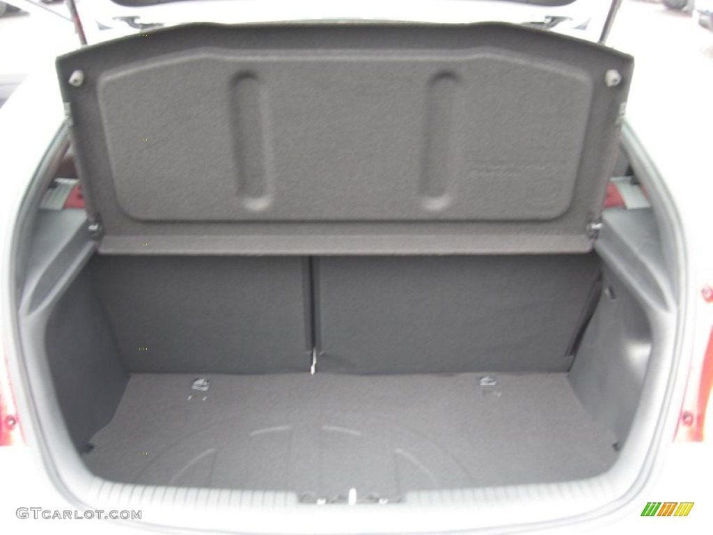 2012 Hyundai Veloster Standard Veloster Model Trunk Photo #60247202