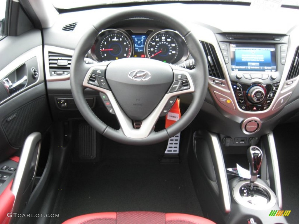 2012 Hyundai Veloster Standard Veloster Model Black/Red Dashboard Photo #60247298