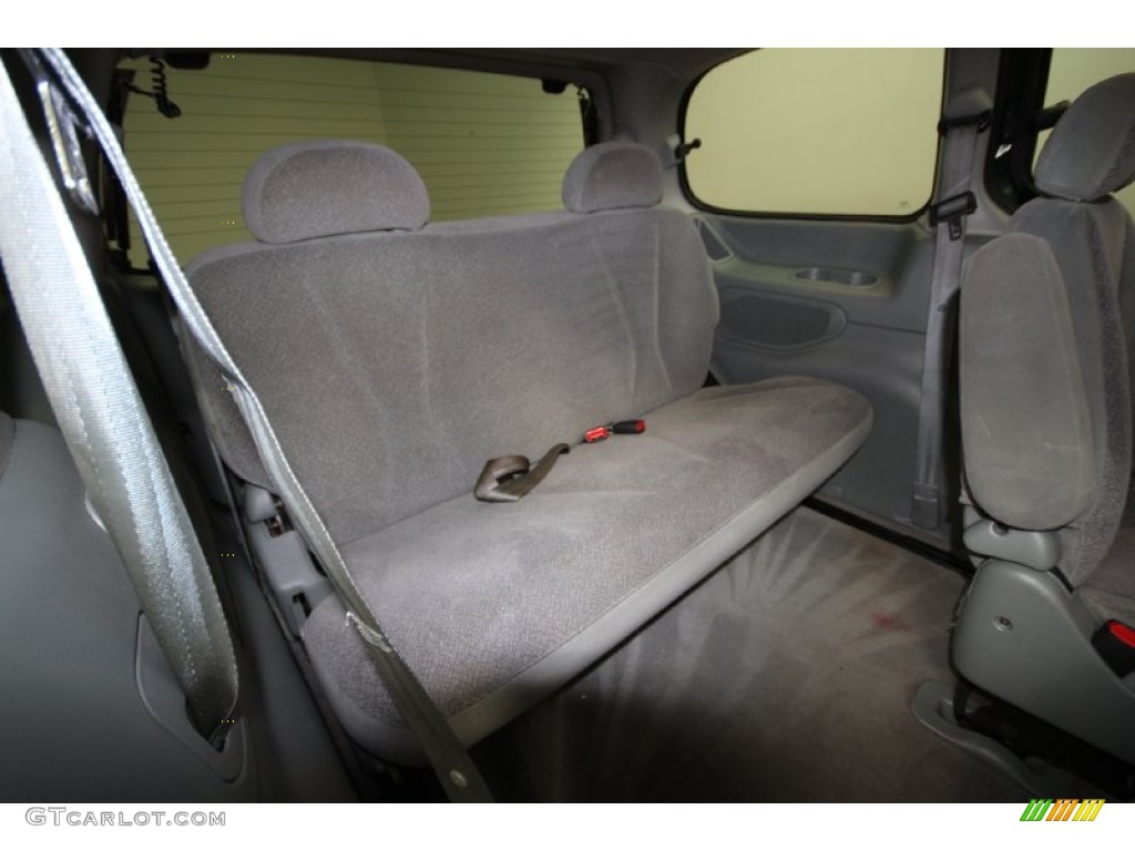1999 Nissan Quest SE Rear Seat Photo #60250067