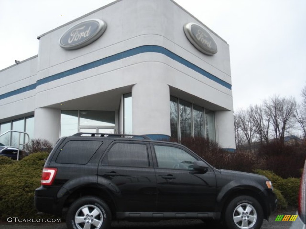 2009 Escape XLT V6 4WD - Black / Charcoal photo #1