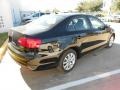 Black - Jetta SE Sedan Photo No. 7
