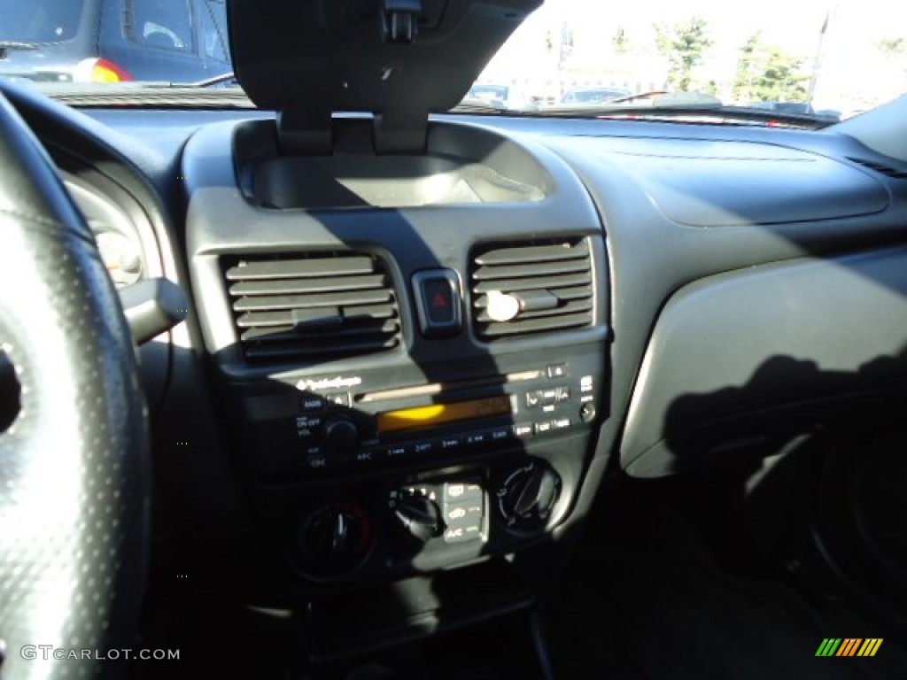 2004 Sentra SE-R Spec V - Aztec Red / SE-R Black/Silver photo #25