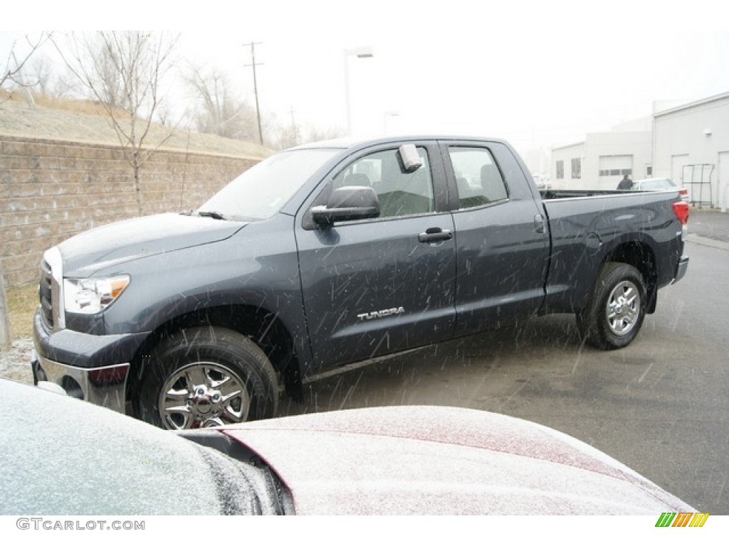 2010 Tundra Double Cab 4x4 - Slate Gray Metallic / Graphite Gray photo #4