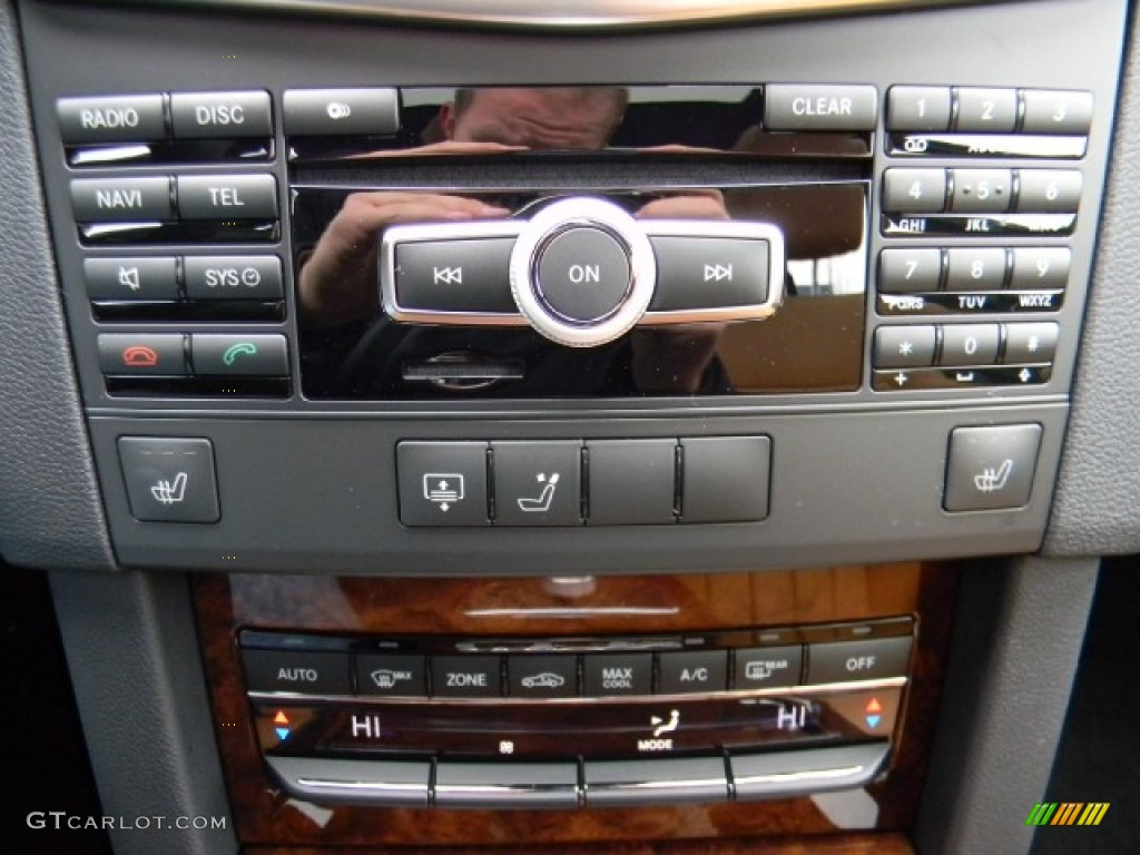 2011 Mercedes-Benz E 350 4Matic Sedan Controls Photo #60262775