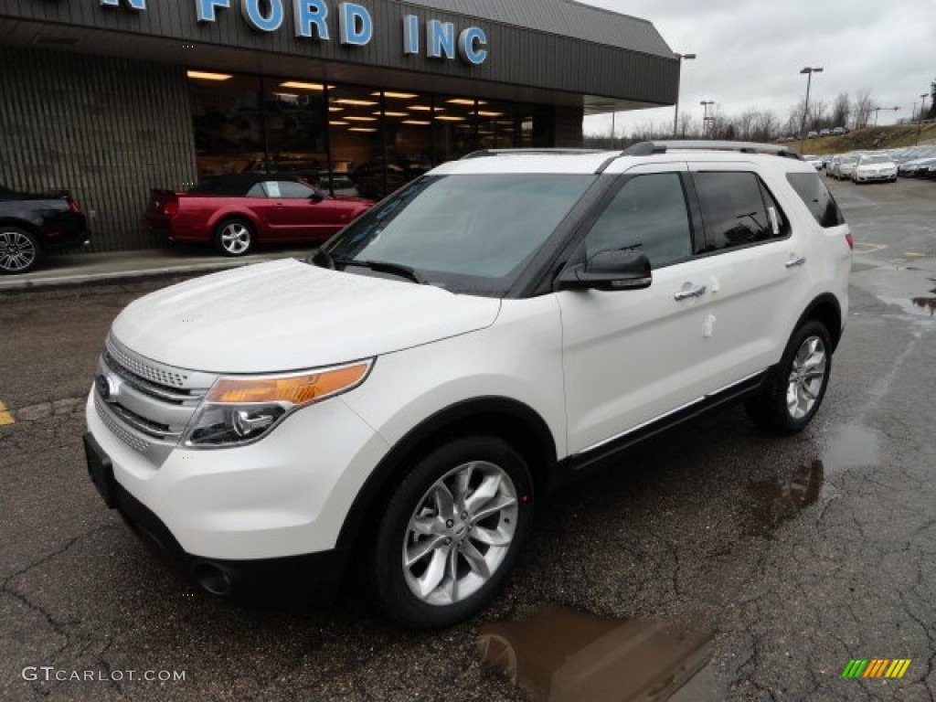 2012 Explorer XLT 4WD - White Platinum Tri-Coat / Charcoal Black photo #8