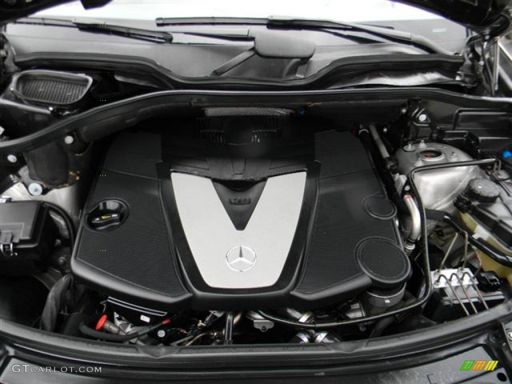 2009 Mercedes-Benz ML 320 BlueTec 4Matic Engine Photos