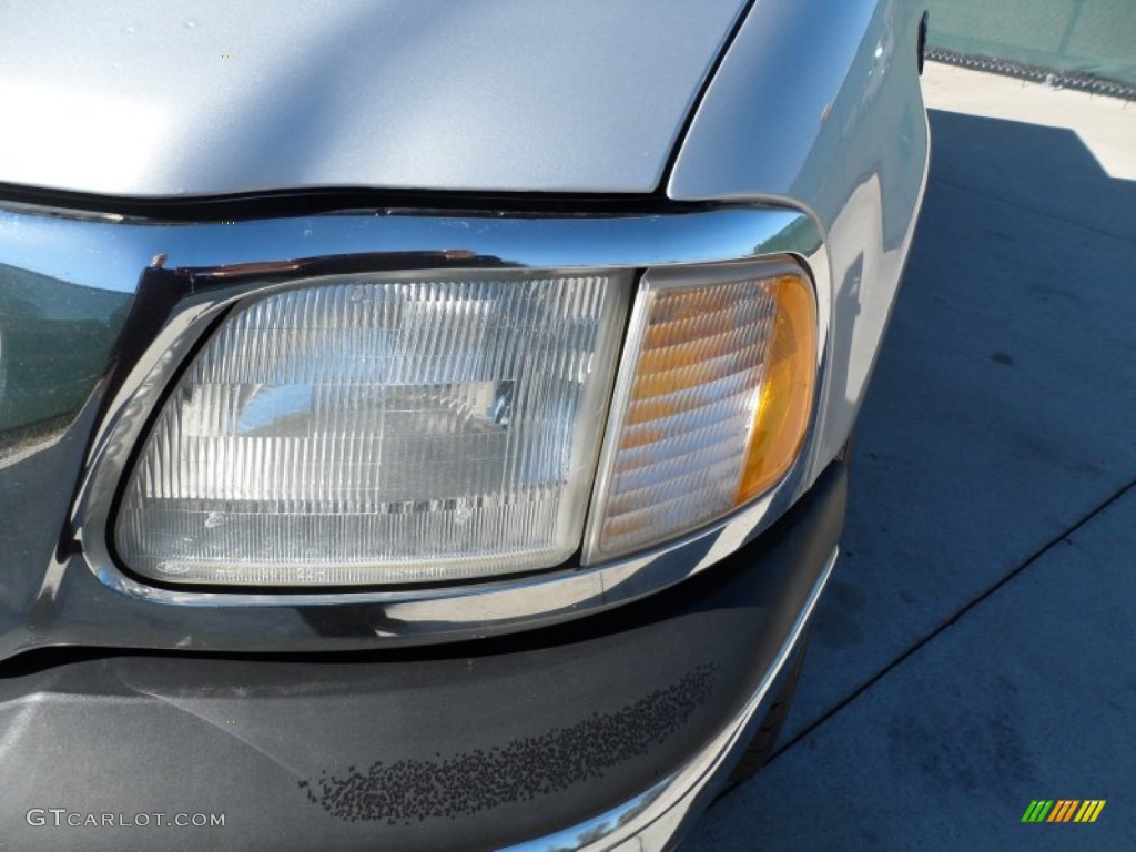 2002 F150 XLT SuperCab - Silver Metallic / Medium Graphite photo #10
